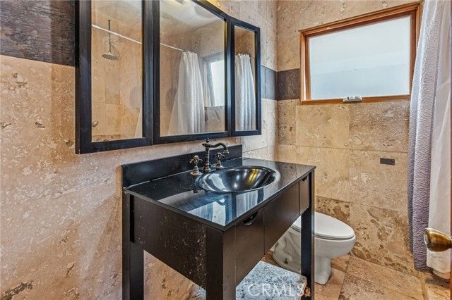 820 Law Street, San Diego, CA 92109