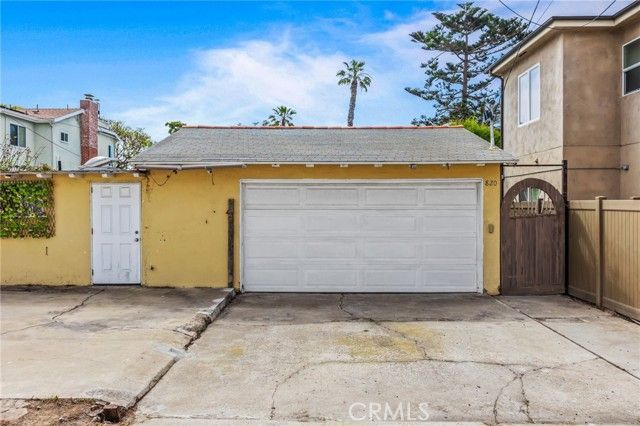 820 Law Street, San Diego, CA 92109