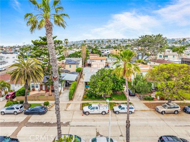 820 Law Street, San Diego, CA 92109