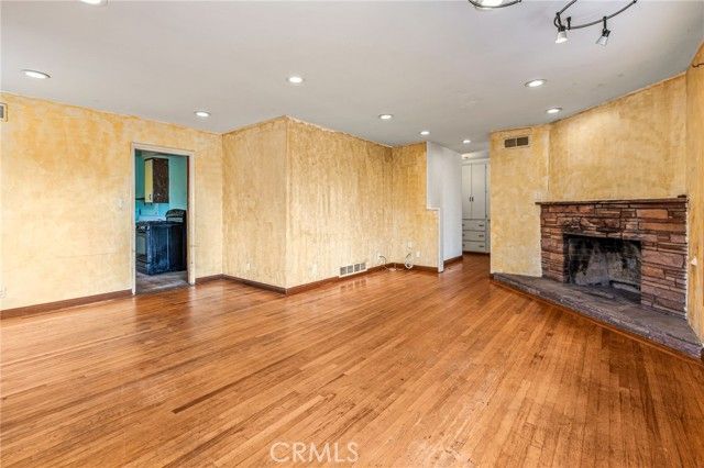 820 Law Street, San Diego, CA 92109