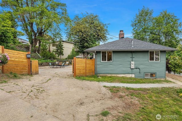 9275 Renton Avenue S, Seattle, WA 98118