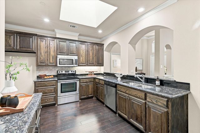 5702 Murray Farm Drive, Fairview, TX 75069