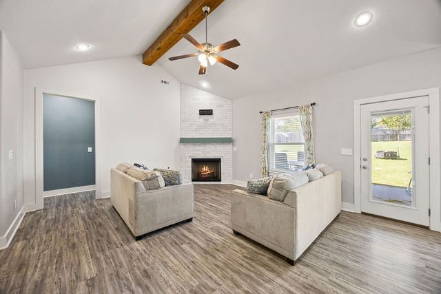 511 Captain Stockton Street, Prairie Grove, AR 72753