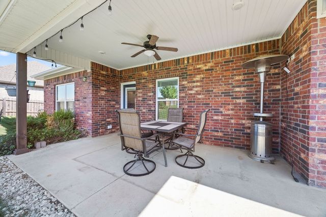 511 Captain Stockton Street, Prairie Grove, AR 72753