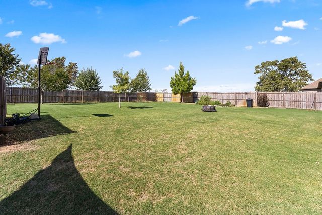 511 Captain Stockton Street, Prairie Grove, AR 72753