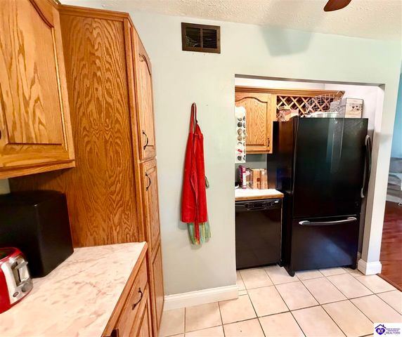 519 Wyandot Court, Radcliff, KY 40160