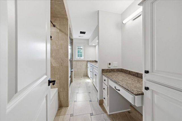 1130 Melbrook Drive, Munster, IN 46321
