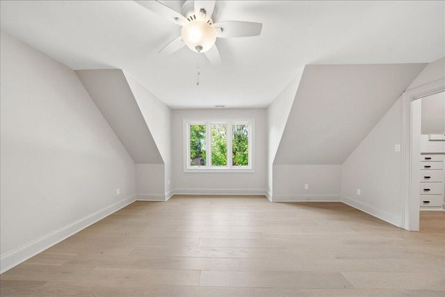 1130 Melbrook Drive, Munster, IN 46321