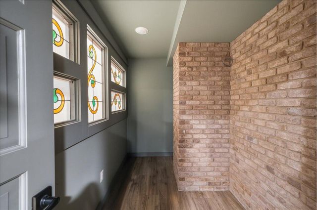 1130 Melbrook Drive, Munster, IN 46321