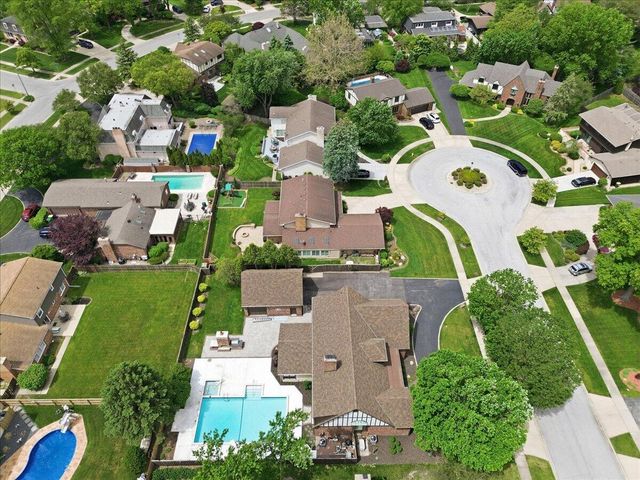 1130 Melbrook Drive, Munster, IN 46321