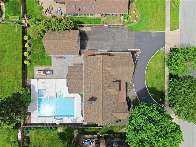 1130 Melbrook Drive, Munster, IN 46321