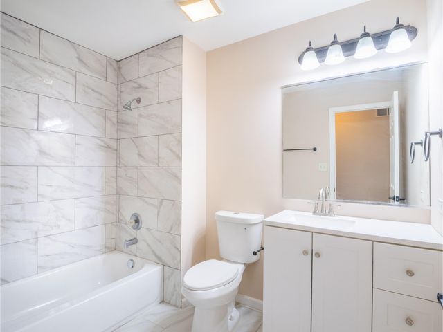 14702 Drummond Street A, Cedar Lake, IN 46303