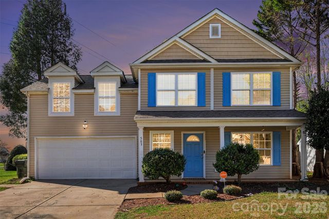 503 River View Drive, Lowell, NC 28098