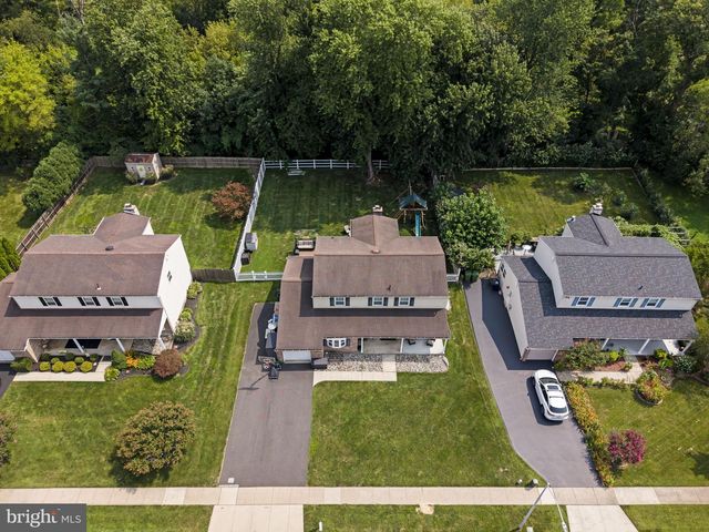 829 TIMBER LN, Dresher, PA 19025
