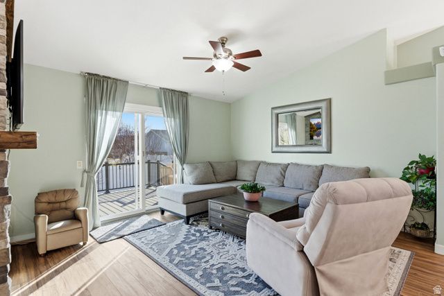 9327 S UINTA HILLS DR, West Jordan, UT 84088