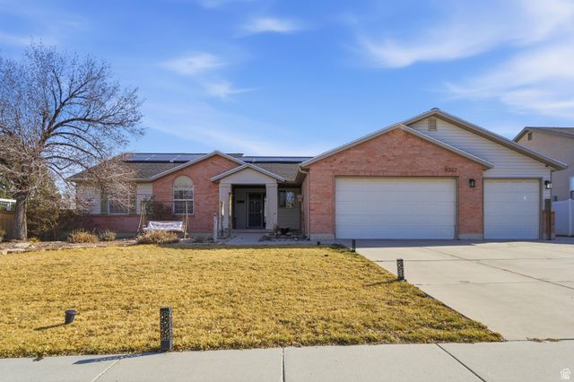 9327 S UINTA HILLS DR, West Jordan, UT 84088