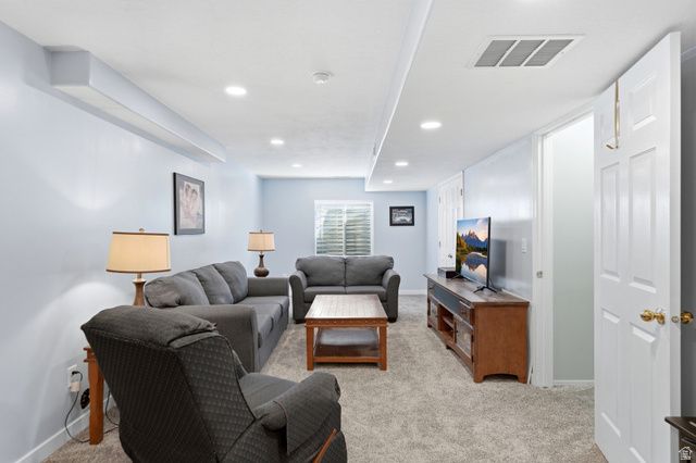 9327 S UINTA HILLS DR, West Jordan, UT 84088