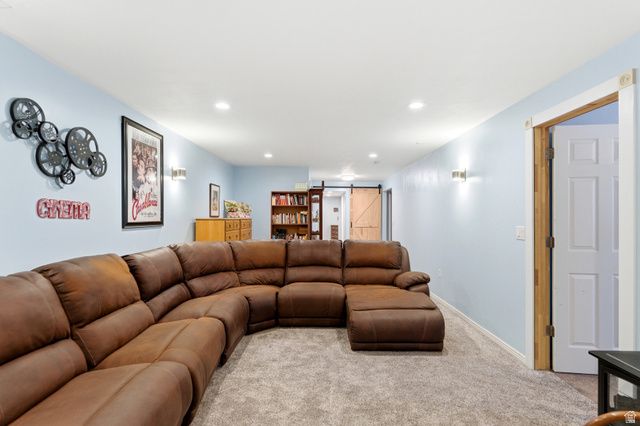 9327 S UINTA HILLS DR, West Jordan, UT 84088