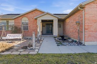 9327 S UINTA HILLS DR, West Jordan, UT 84088