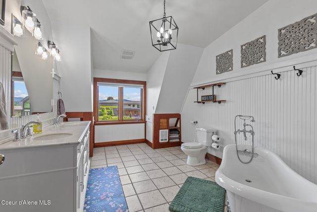 3757 N Carolwood CT, Post Falls, ID 83854