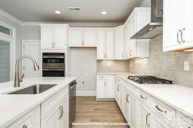 10229 Rainier Trail Drive NW, Huntersville, NC 28078