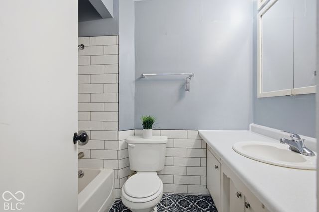 432 Chapel Hill West Drive, Indianapolis, IN 46214