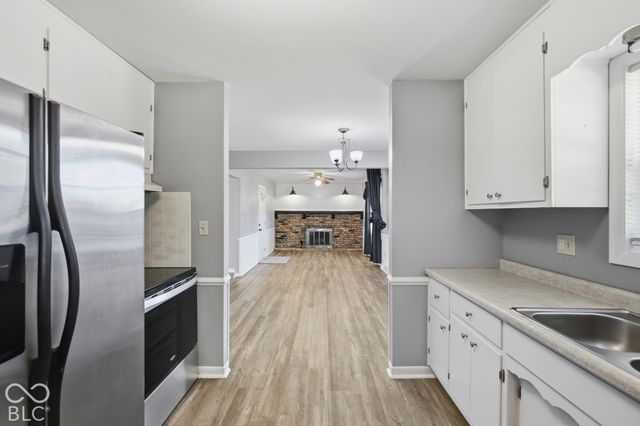 432 Chapel Hill West Drive, Indianapolis, IN 46214