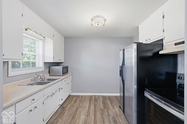 432 Chapel Hill West Drive, Indianapolis, IN 46214