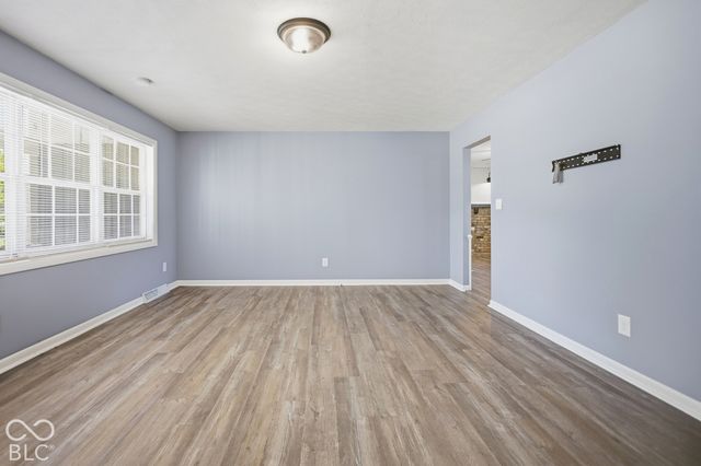 432 Chapel Hill West Drive, Indianapolis, IN 46214