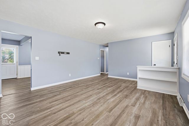 432 Chapel Hill West Drive, Indianapolis, IN 46214