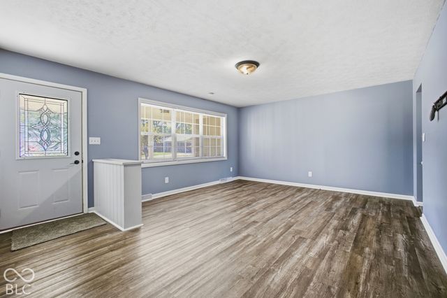 432 Chapel Hill West Drive, Indianapolis, IN 46214