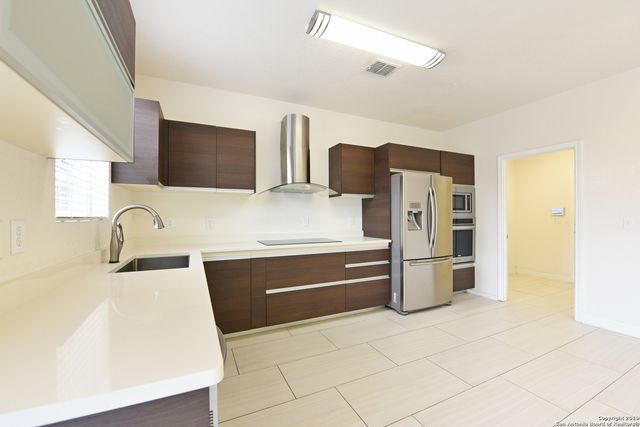 1802 MARUFO VEGA, San Antonio, TX 78245
