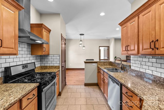 4 Pacifico Drive, Asheville, NC 28806