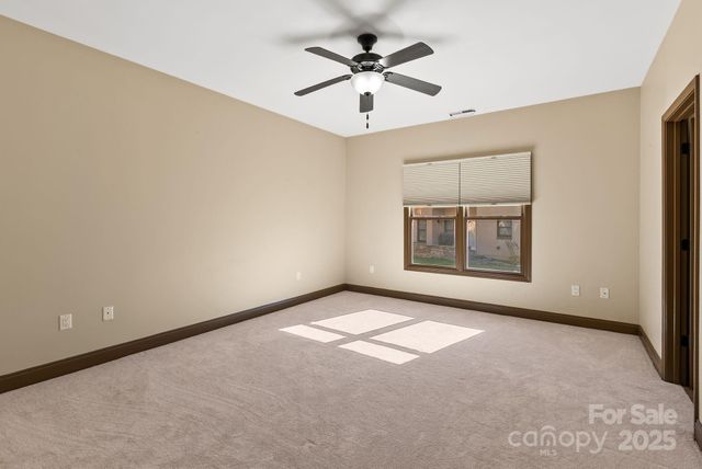 4 Pacifico Drive, Asheville, NC 28806