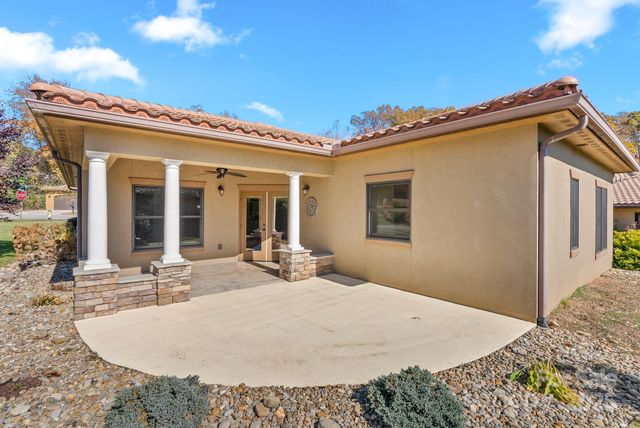 4 Pacifico Drive, Asheville, NC 28806