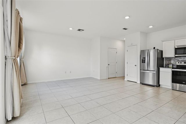 461 MADISON DRIVE, Davenport, FL 33837