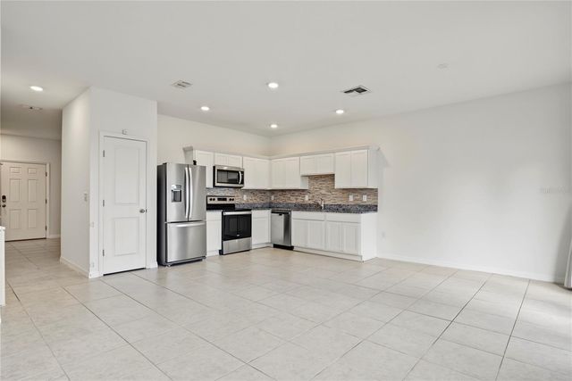 461 MADISON DRIVE, Davenport, FL 33837