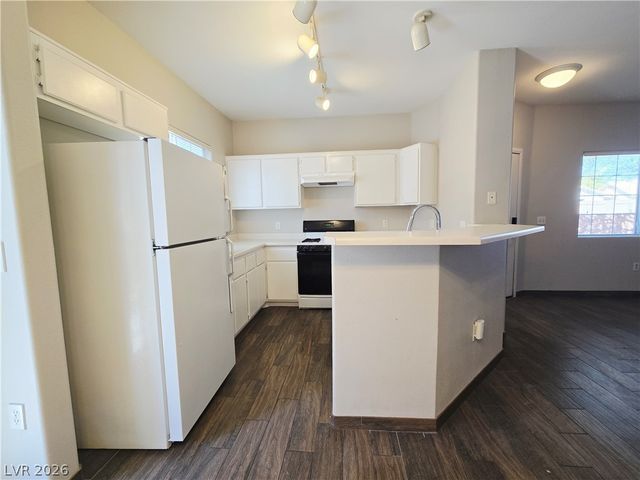 1881 West Alexander Road 1144, North Las Vegas, NV 89032