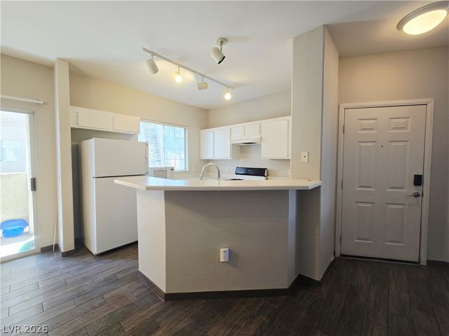 1881 West Alexander Road 1144, North Las Vegas, NV 89032