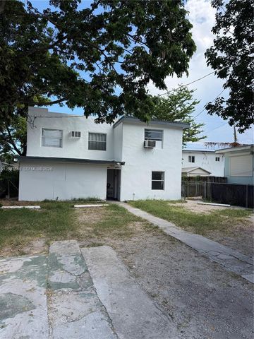 1832 NW 46th St l, Miami, FL 33142