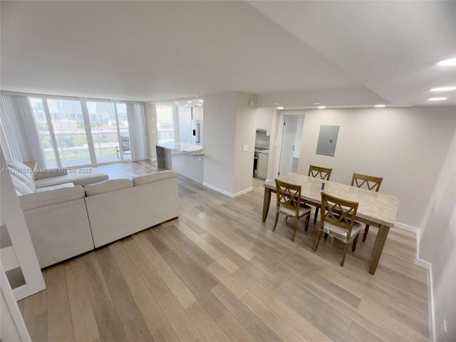 230 174th St 1015, Sunny Isles Beach, FL 33160