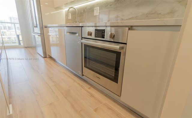 230 174th St 1015, Sunny Isles Beach, FL 33160