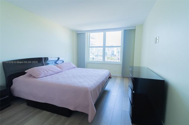 230 174th St 1015, Sunny Isles Beach, FL 33160