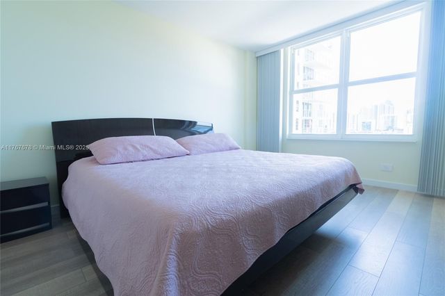 230 174th St 1015, Sunny Isles Beach, FL 33160