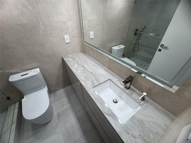 230 174th St 1015, Sunny Isles Beach, FL 33160