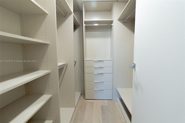 230 174th St 1015, Sunny Isles Beach, FL 33160