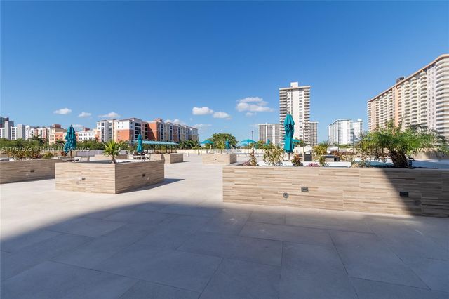 230 174th St 1015, Sunny Isles Beach, FL 33160