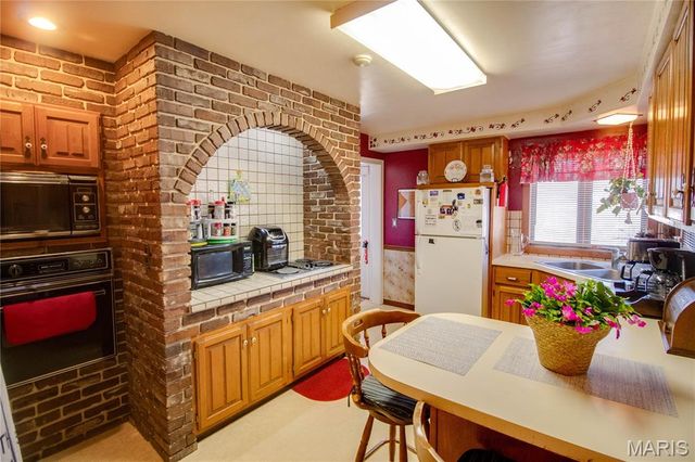 1908 N Rodgers Avenue, Alton, IL 62002