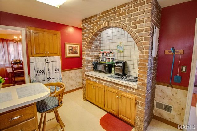 1908 N Rodgers Avenue, Alton, IL 62002