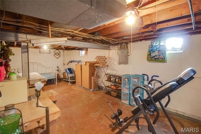 1908 N Rodgers Avenue, Alton, IL 62002